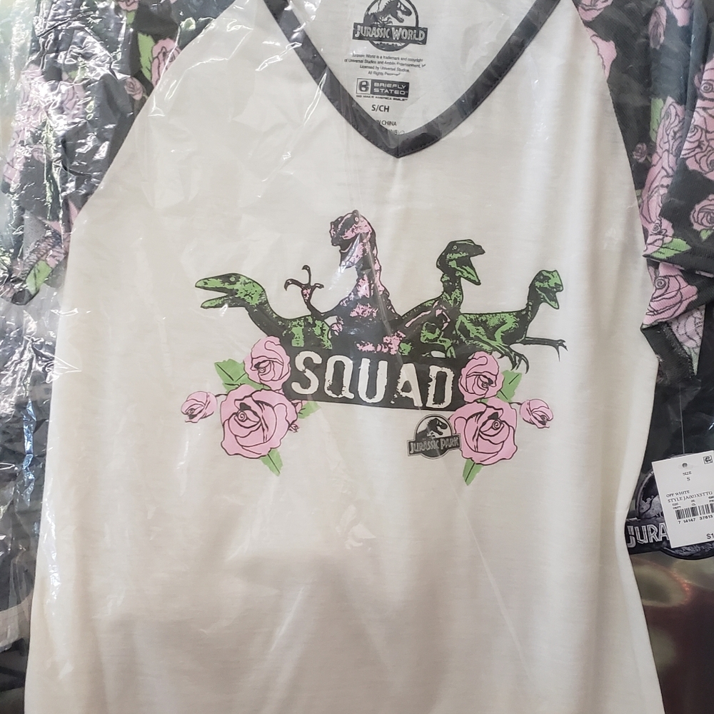 Jurassic world squad shirt size small